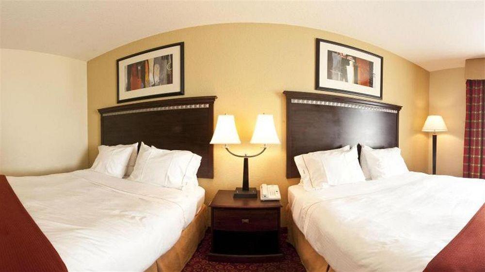 Holiday Inn Express Hotel & Suites Clewiston By Ihg Exterior foto